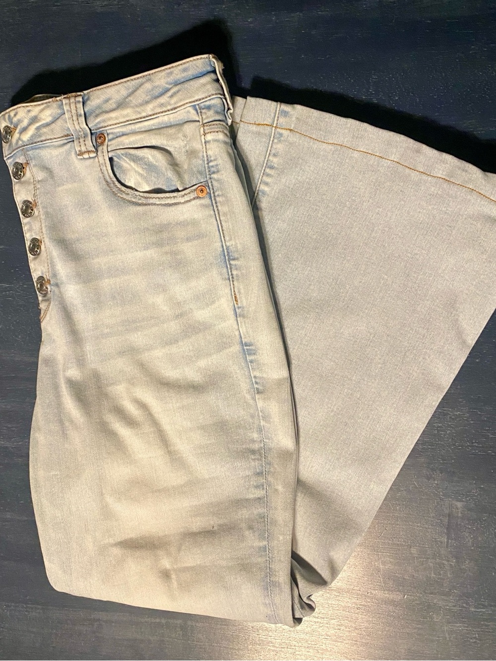 American Eagle Outfitters Women’s Light Blue High-Rise Flare Jeans